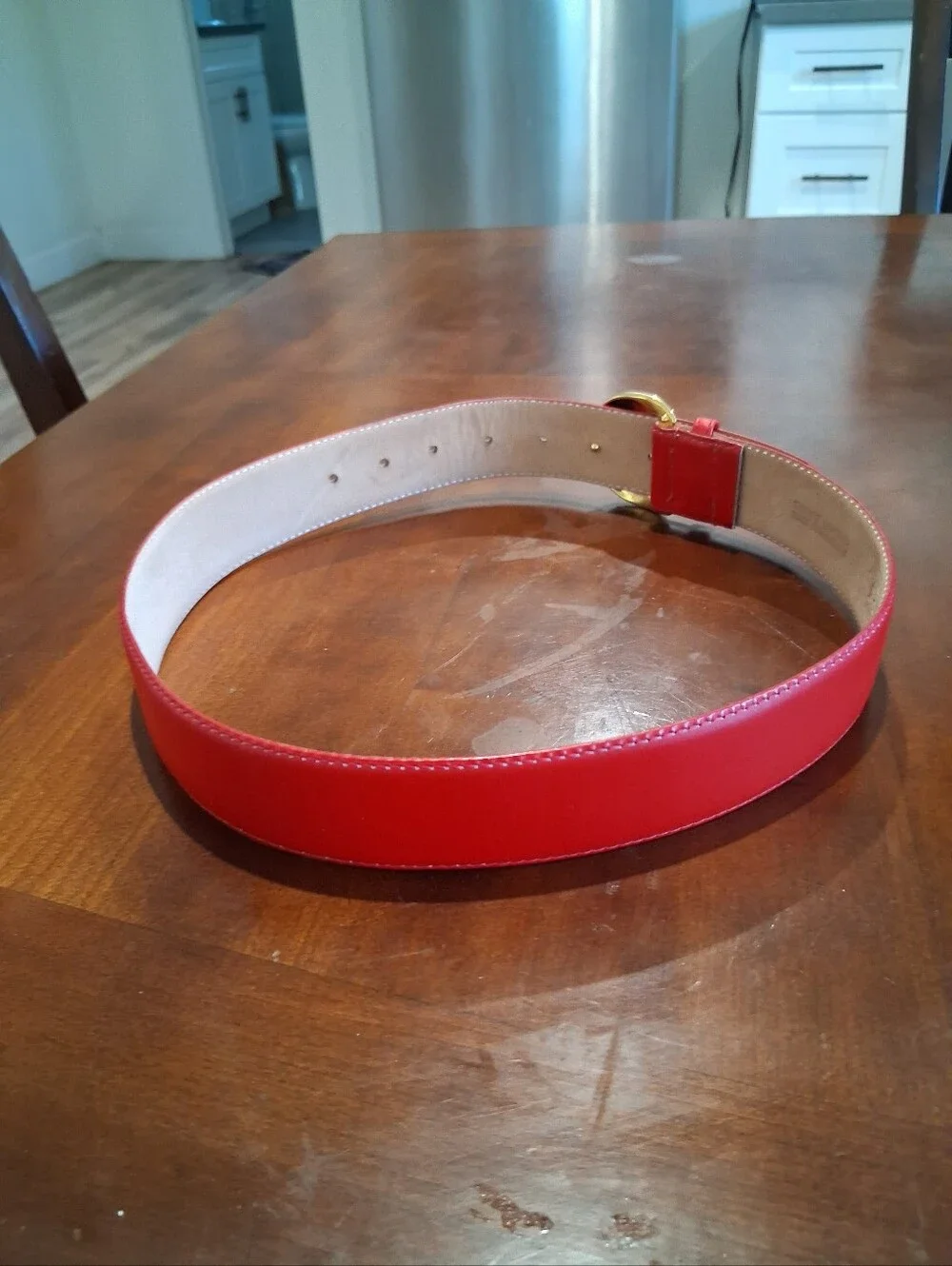 N/A red leather